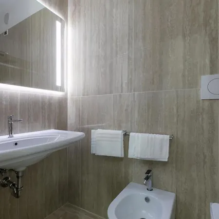 Hotel Gallia & 4*