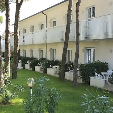 Gallia & Hotel 4*