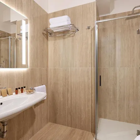 Hotel Gallia &
