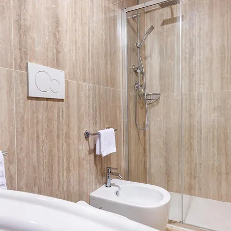 Hotel Gallia & 4*