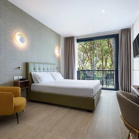 Gallia & Hotel 4*