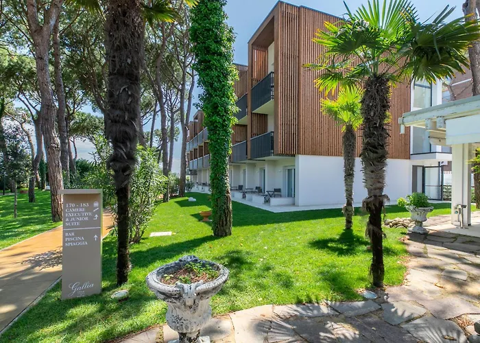 Gallia & Hotel 4*